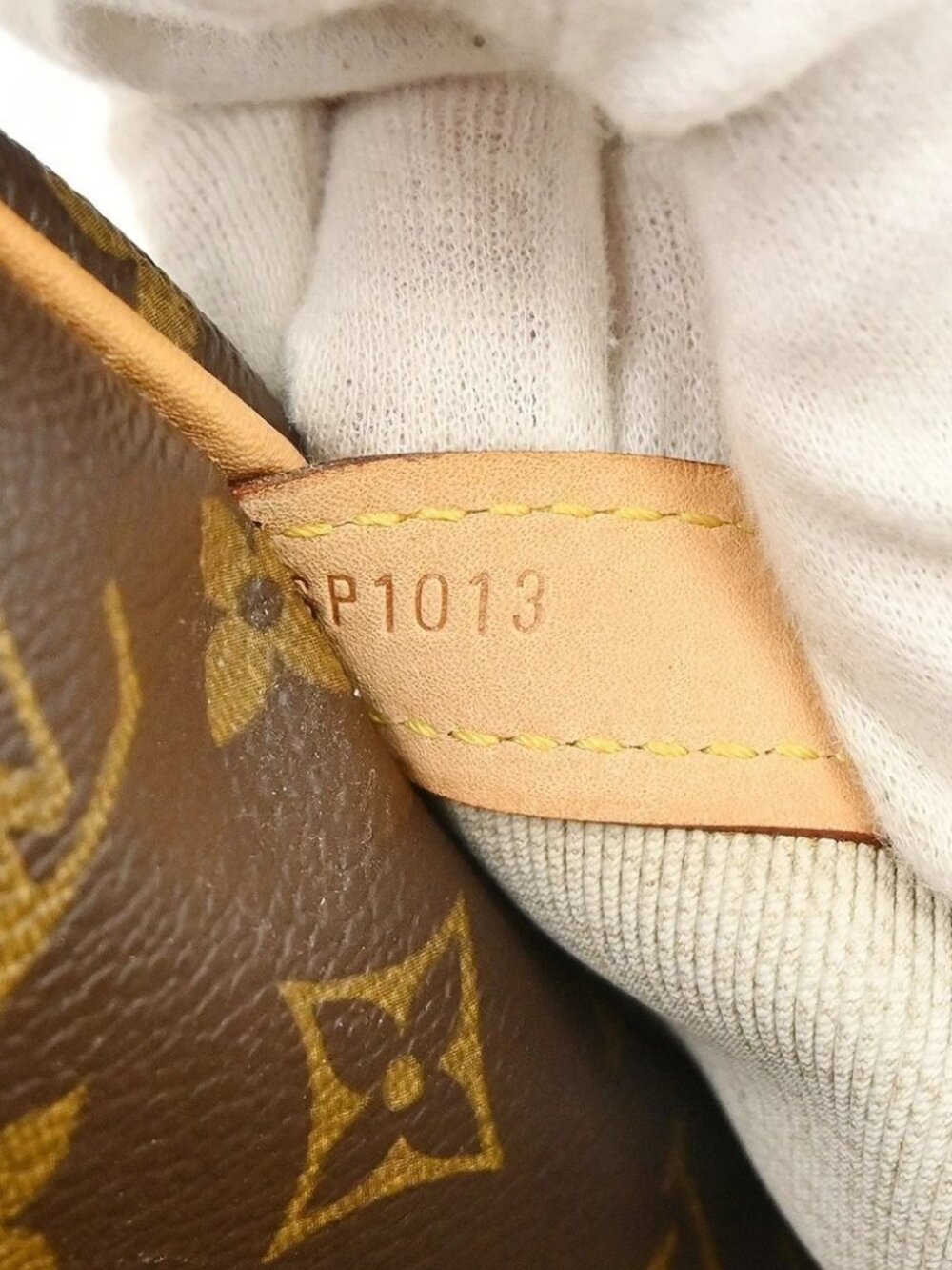 LOUIS VUITTON MONOGRAM REPORTER GM SHOULDER BAG - Picture 11 of 14